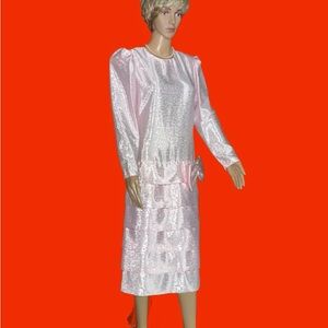 Simon Sez ~ Women’s Size 9/10 ~ Vintage  (70’s) ~ USA ~ Pink Satin Floral Dress